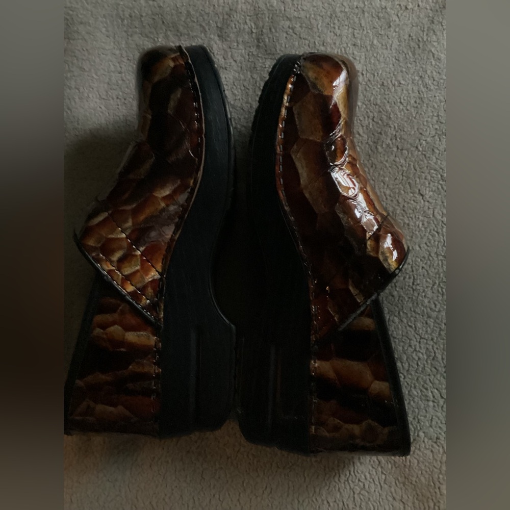 Dansko Professional Multitone Clogs With Unique D… - image 3